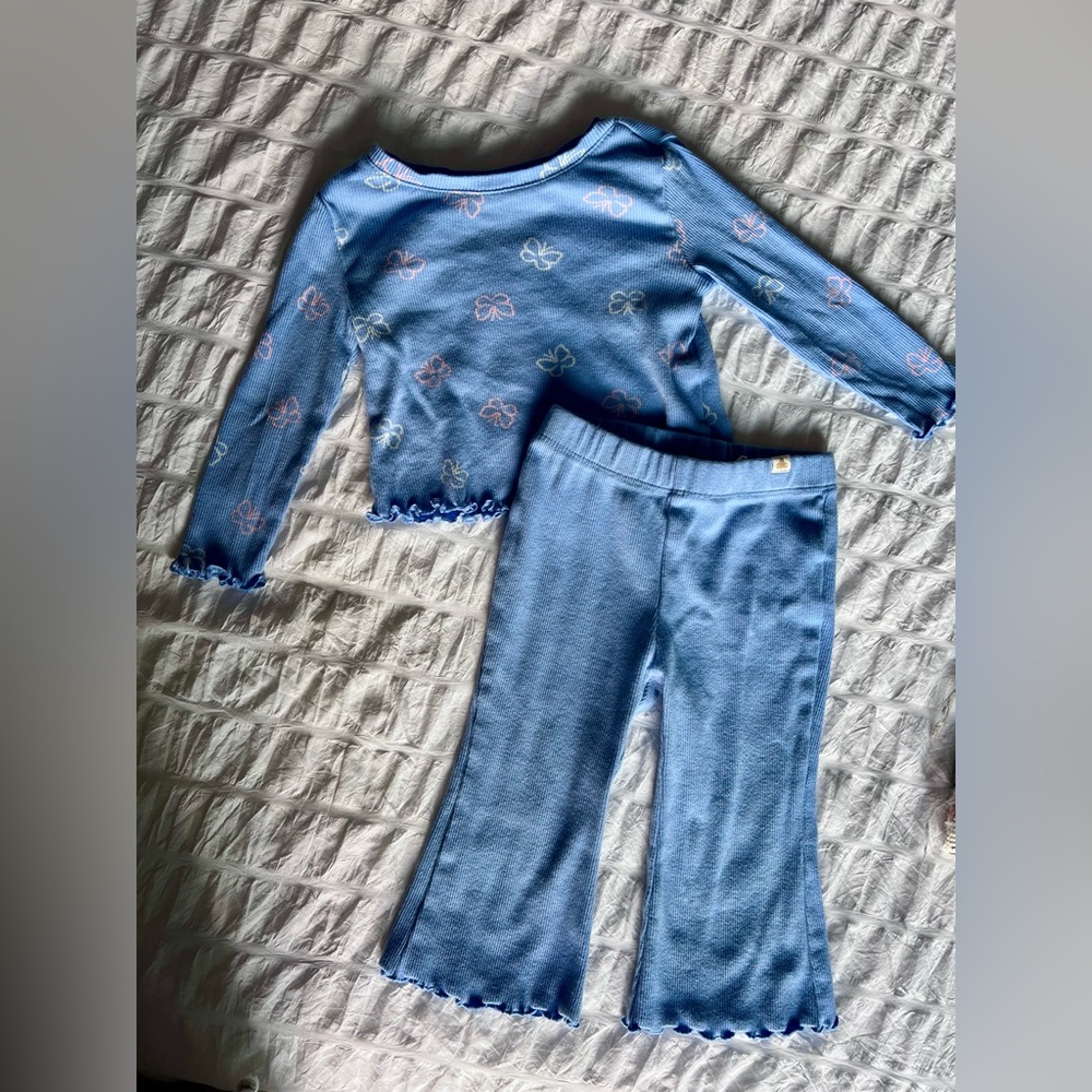 Baby Gap Blue Butterfly Long Sleeved Top & Flare Pants Outfit Set Size 12-18M